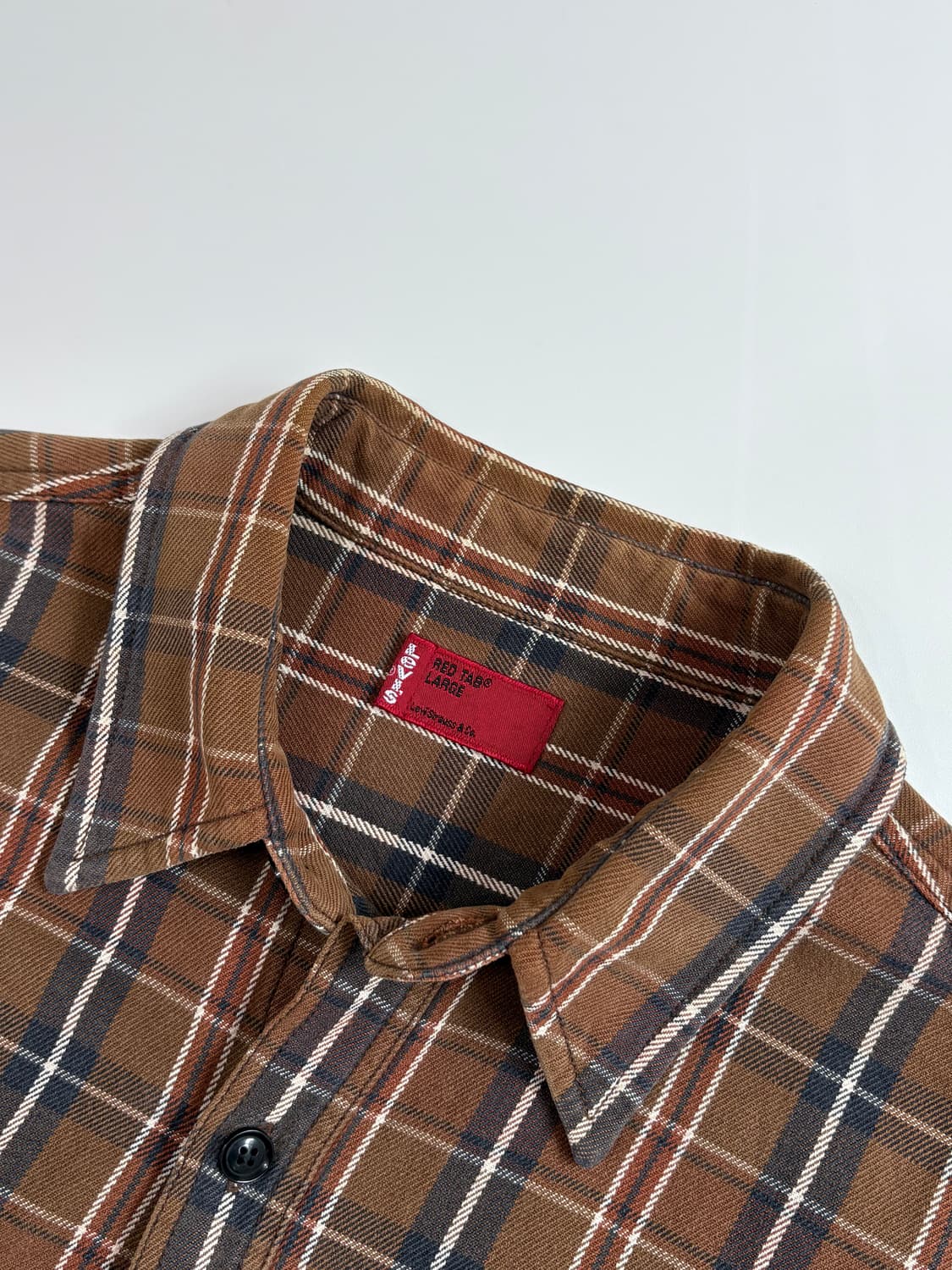 Levi's 리바이스 레드탭 투포켓 브라운컬러 체크 셔츠 상품이미지2