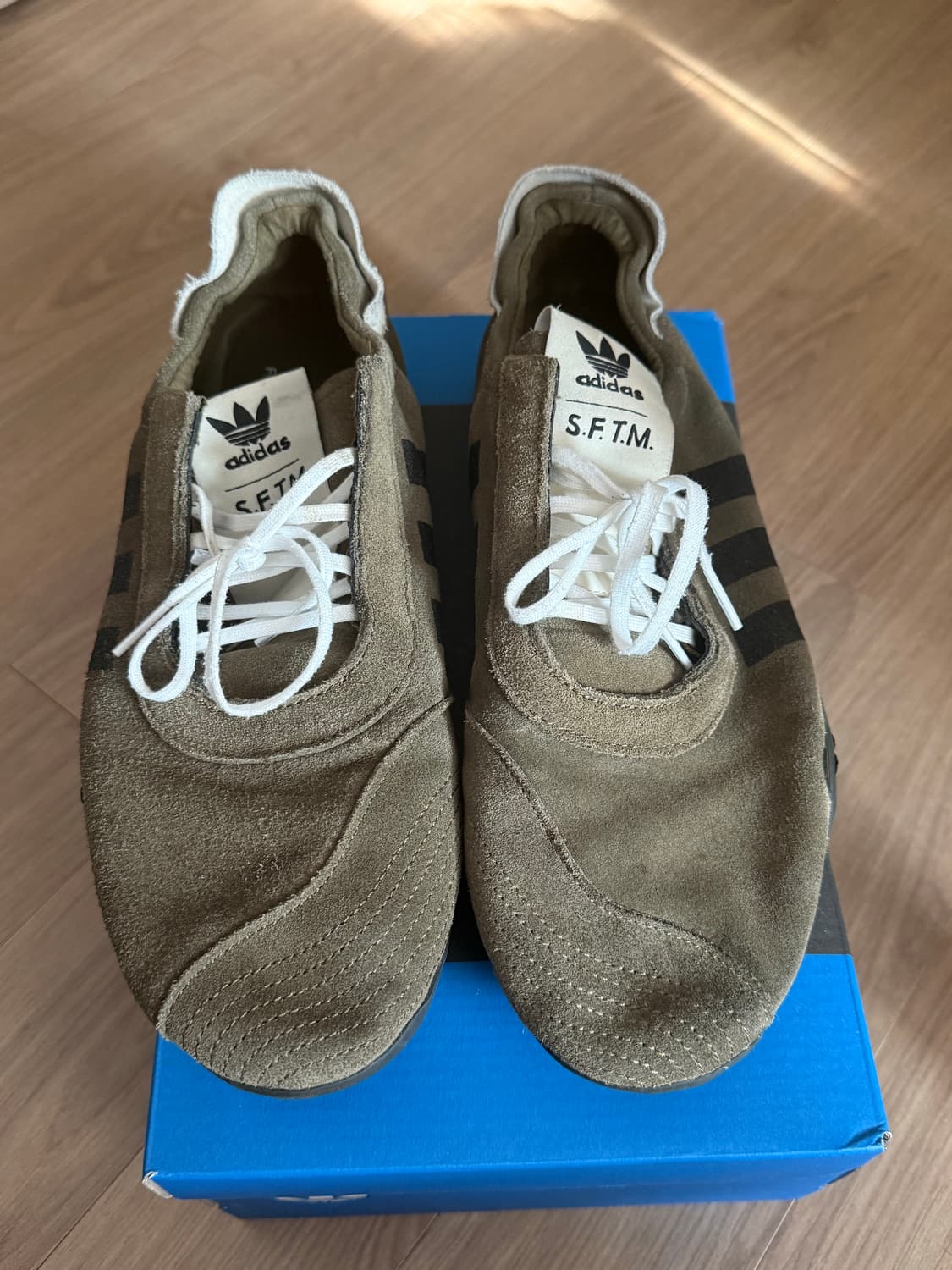 아디다스 송 포 더 뮤트 태권도 메이 올리브 색상 280 판매합니다 상품이미지2