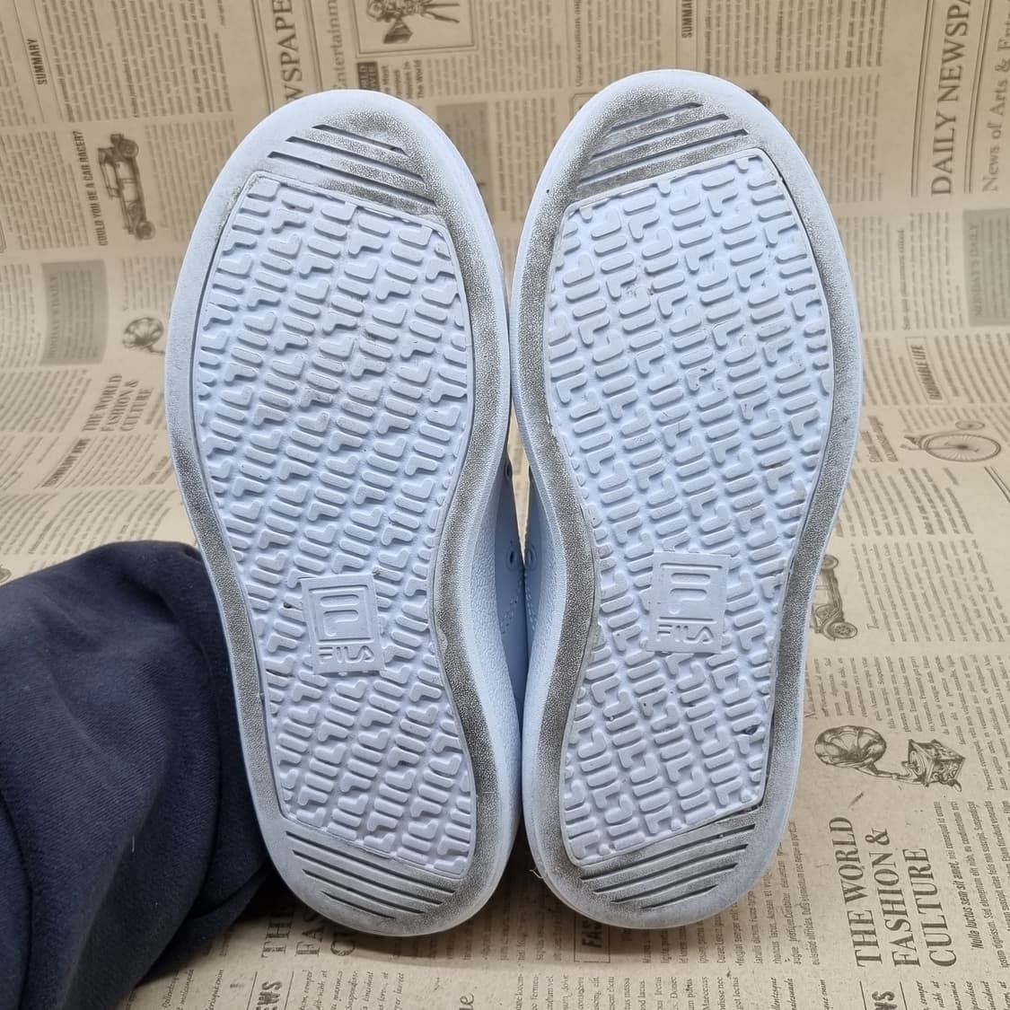 휠라 코트플럼피 여성스니커즈230 상품이미지3