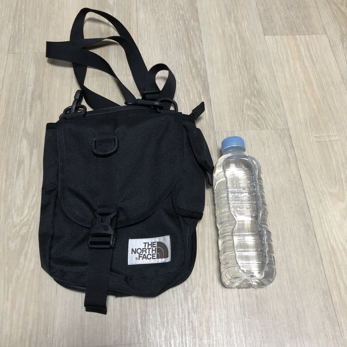 (OS) 노스페이스 NORTH FACE 블랙 스퀘어 크로스백 상품이미지10