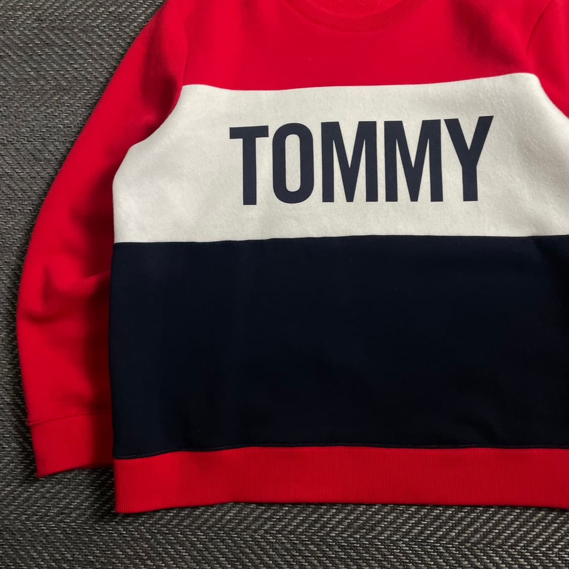 90s 타미힐피거 올드스쿨 스펠아웃 박시핏 배색 맨투맨y 4381 상품이미지4