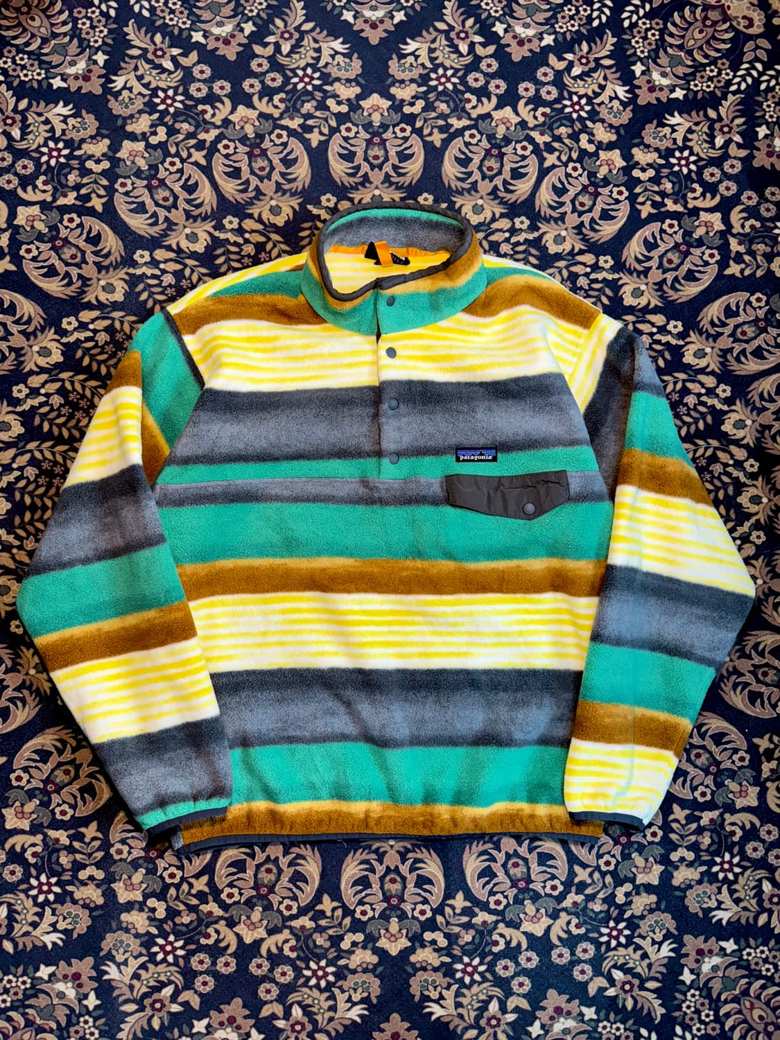 13FW 파타고니아 신칠라 멀티컬러 스트라이프 스냅티 상품이미지2