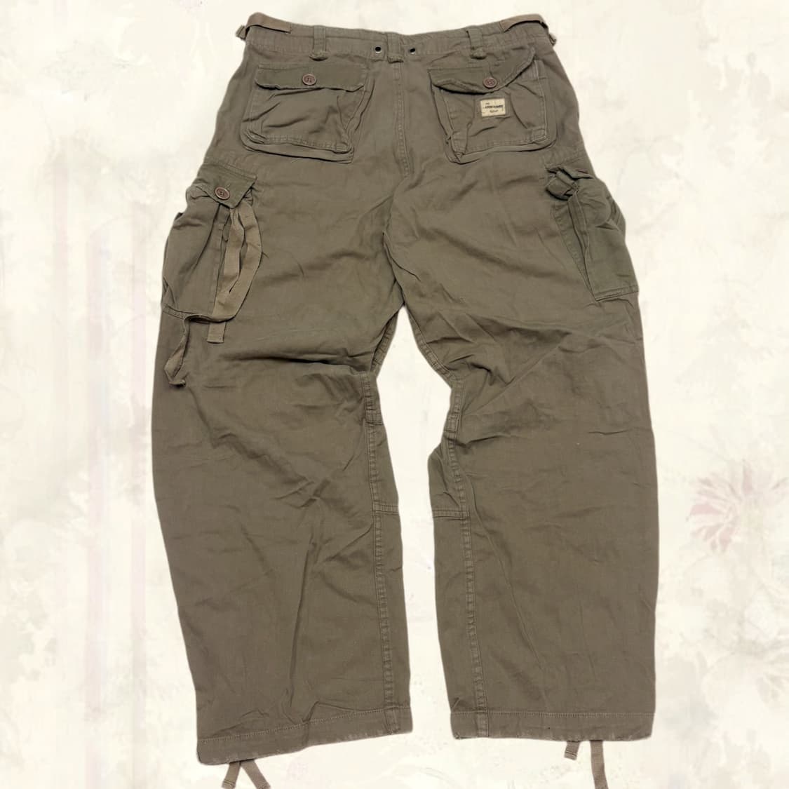 Abercrombie 아베크롬비 레이어드 핀턱 진한 카키 카고팬츠 상품이미지2