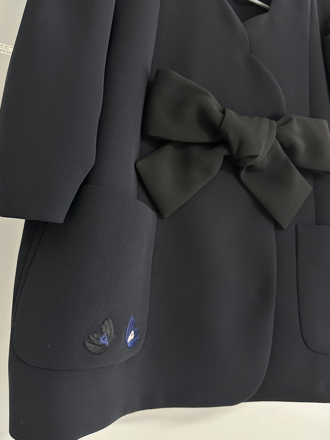 [럭키슈에뜨] 여성 블랙 리본 자켓 상품이미지2