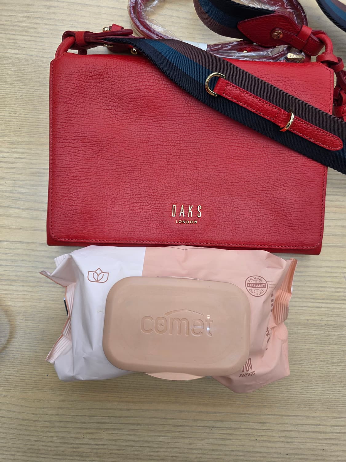 닥스 DAKS 런던 테슬 크로스백 레드 상품이미지7