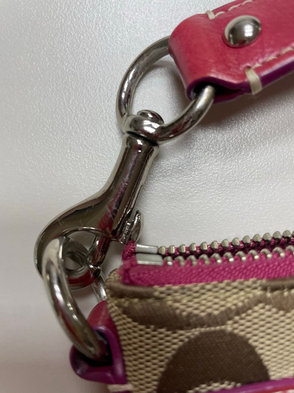 코치 시그니처 미니 크로스백 상품이미지6