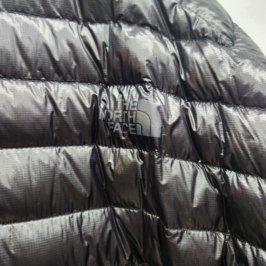 노스페이스 초 경량 구스다운 스트링 패딩 L 상품이미지6