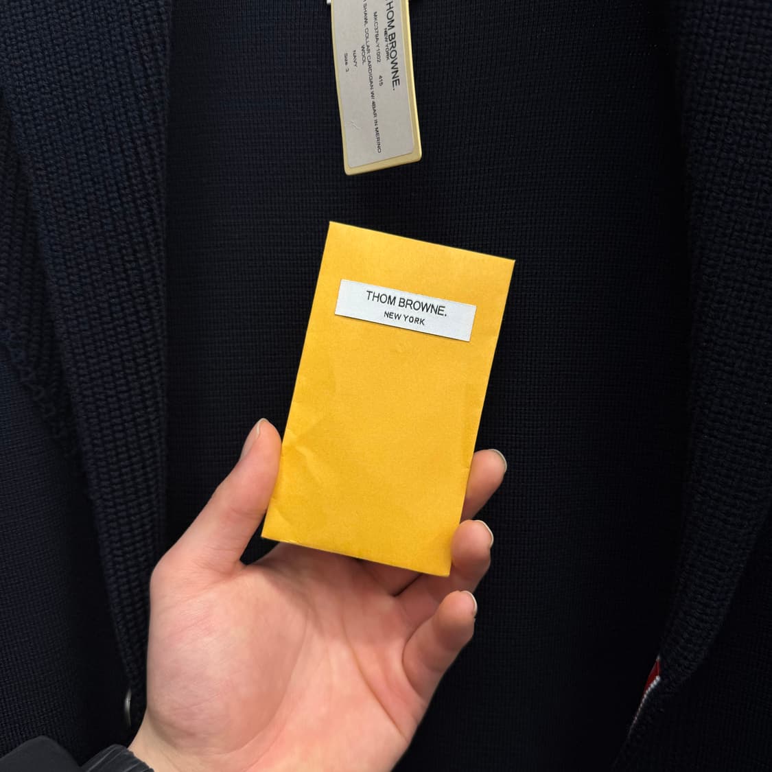 [3] 톰브라운 밀라노스티치 숄카라 가디건 상품이미지6