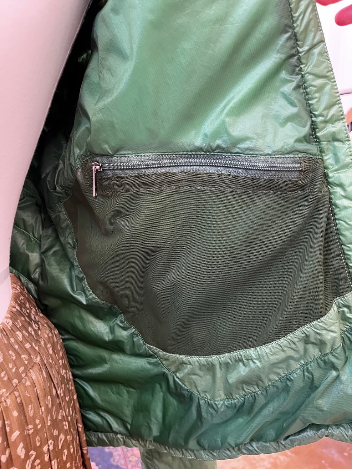 파타고니아 우먼즈 라이트 구스다운 경량패딩 상품이미지6