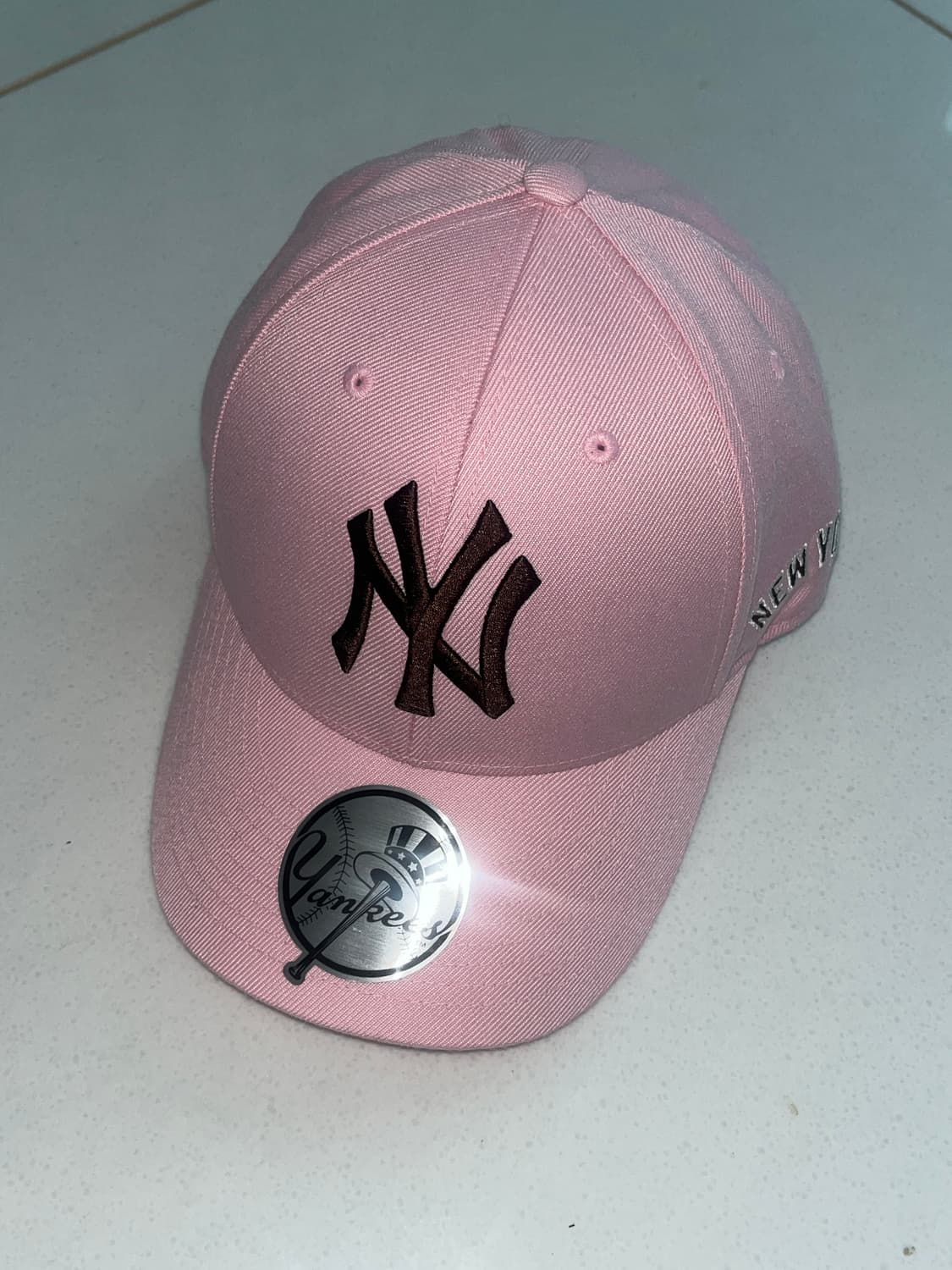 [카리나&TWS PICK]시그니처 스트럭쳐 볼캡 뉴욕양키스 상품이미지1