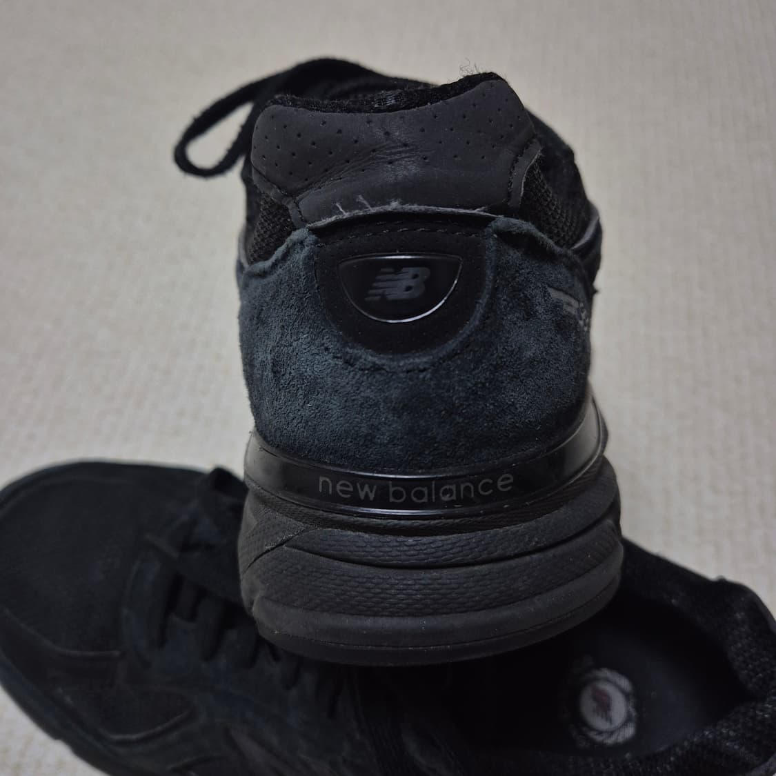 [260mm🔥] 뉴발란스 990 v4 미국판 블랙 상품이미지3
