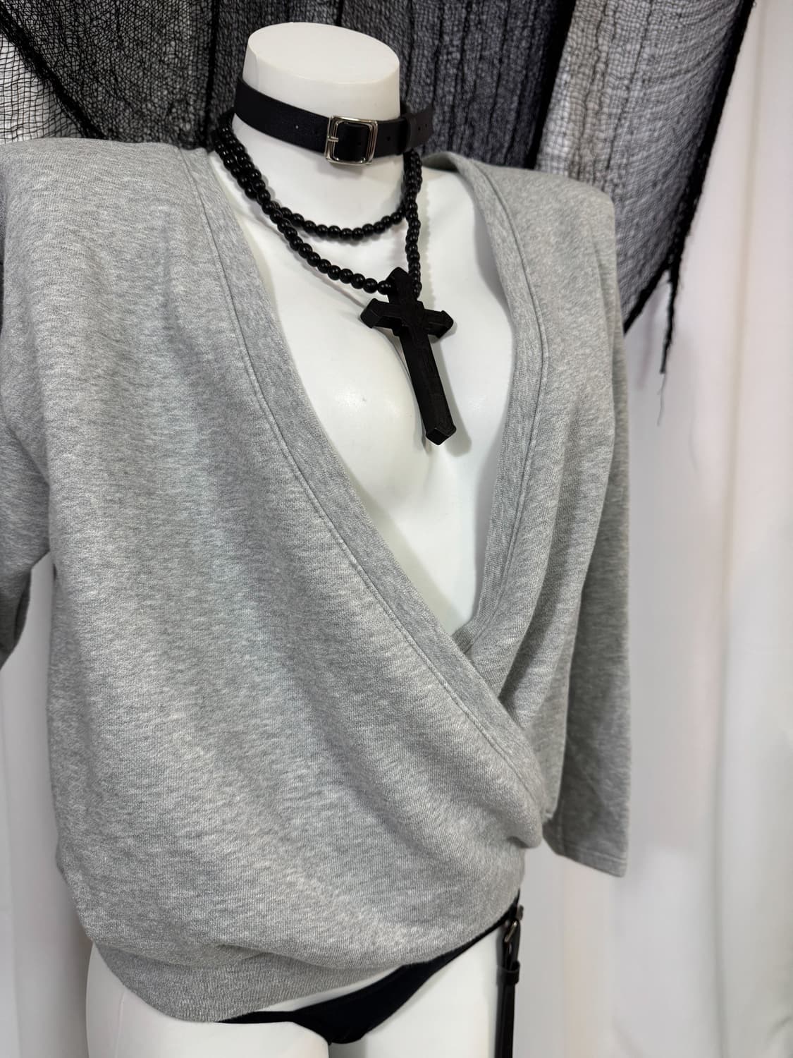 gray detail mtm 상품이미지3