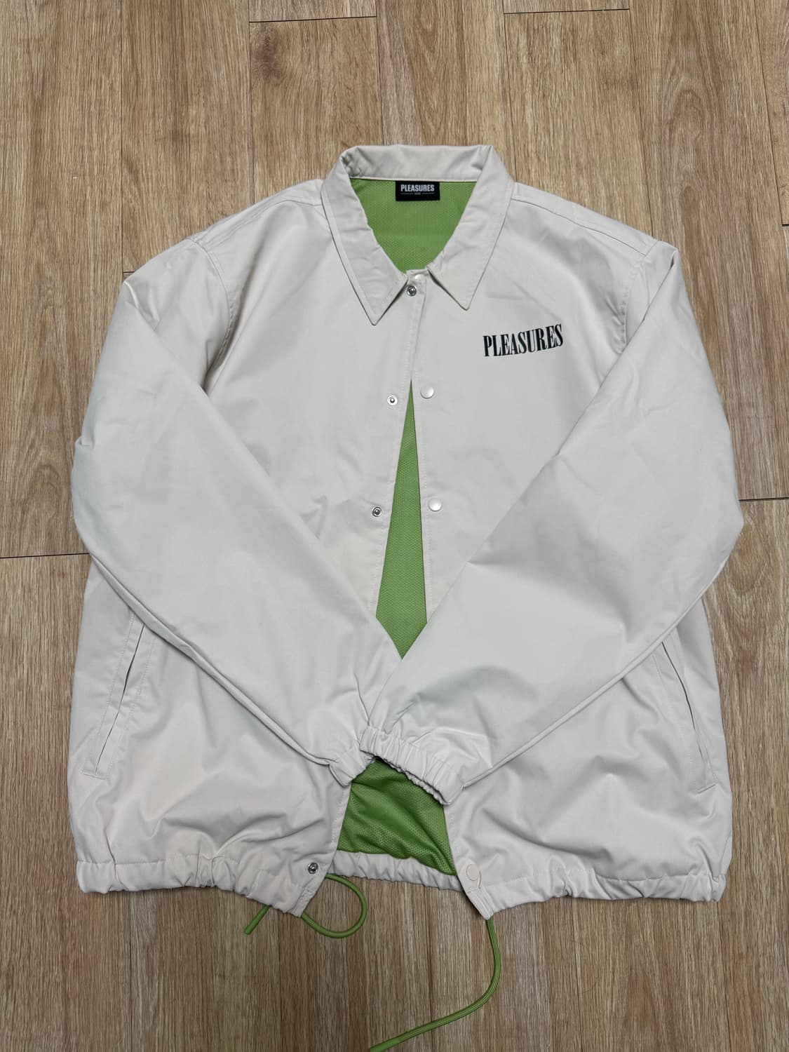xl) PLEASURES 플레져스 코치 자켓 아이보리 상품이미지7