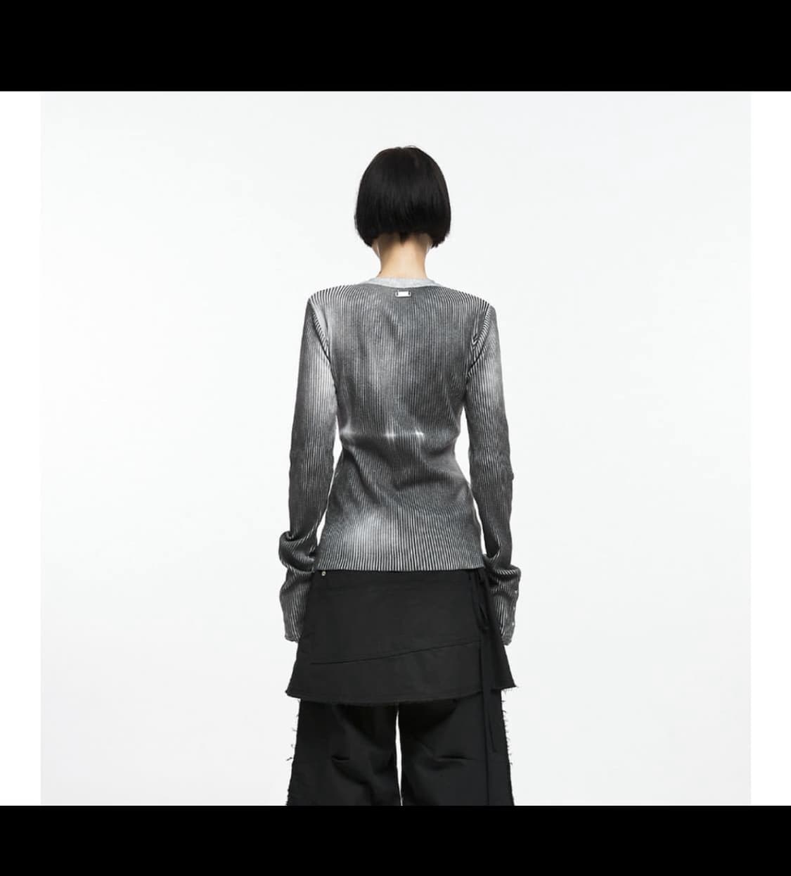 나체 FAINT SPRAY RIBBED KNIT 블랙 상품이미지3