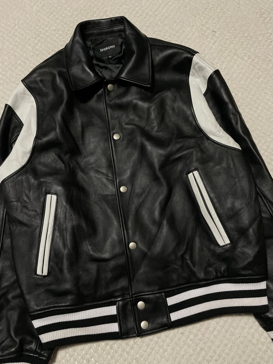 SPERONE 스페로네 램스킨 양가죽 스타디움 숏 레더 바시티 자켓 상품이미지7