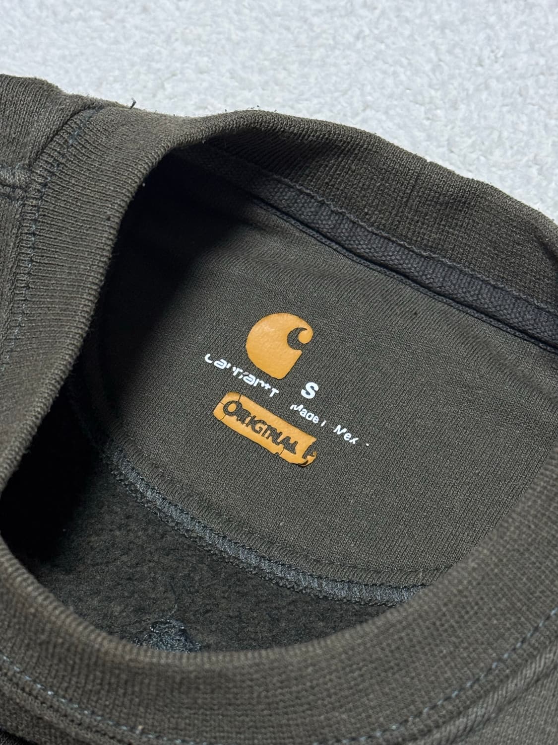 칼하트 카키 기모 맨투맨 상품이미지4