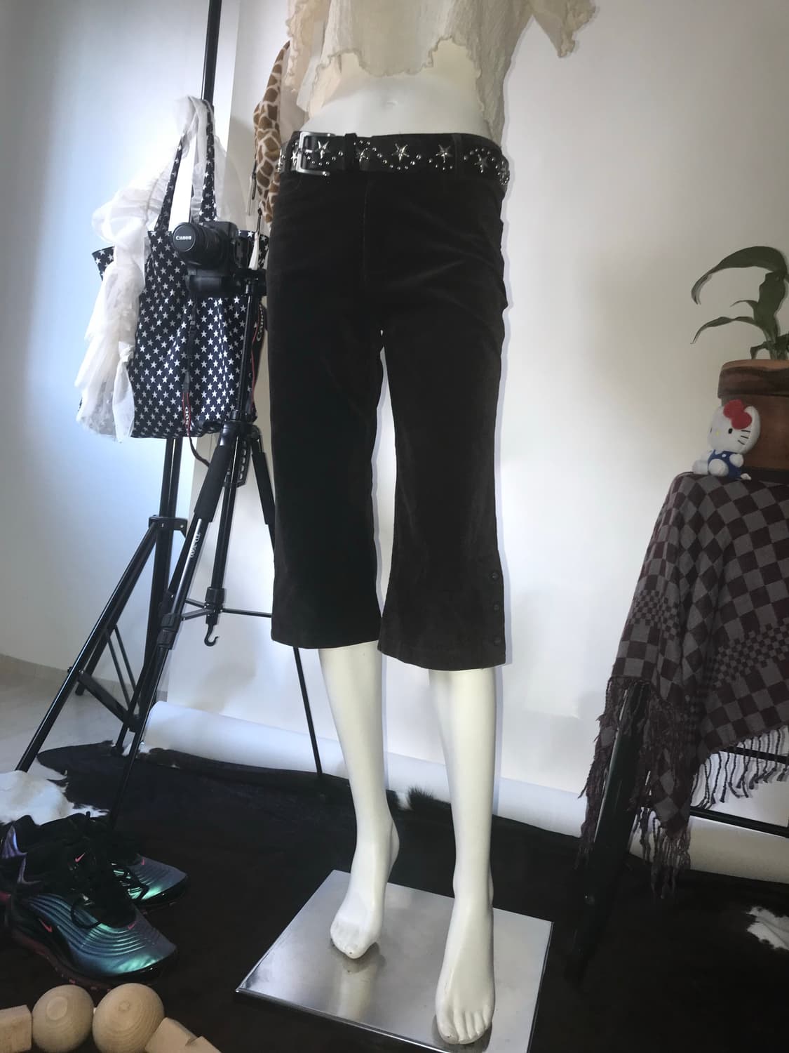 Button Detail Corduroy Capri Pants 상품이미지8