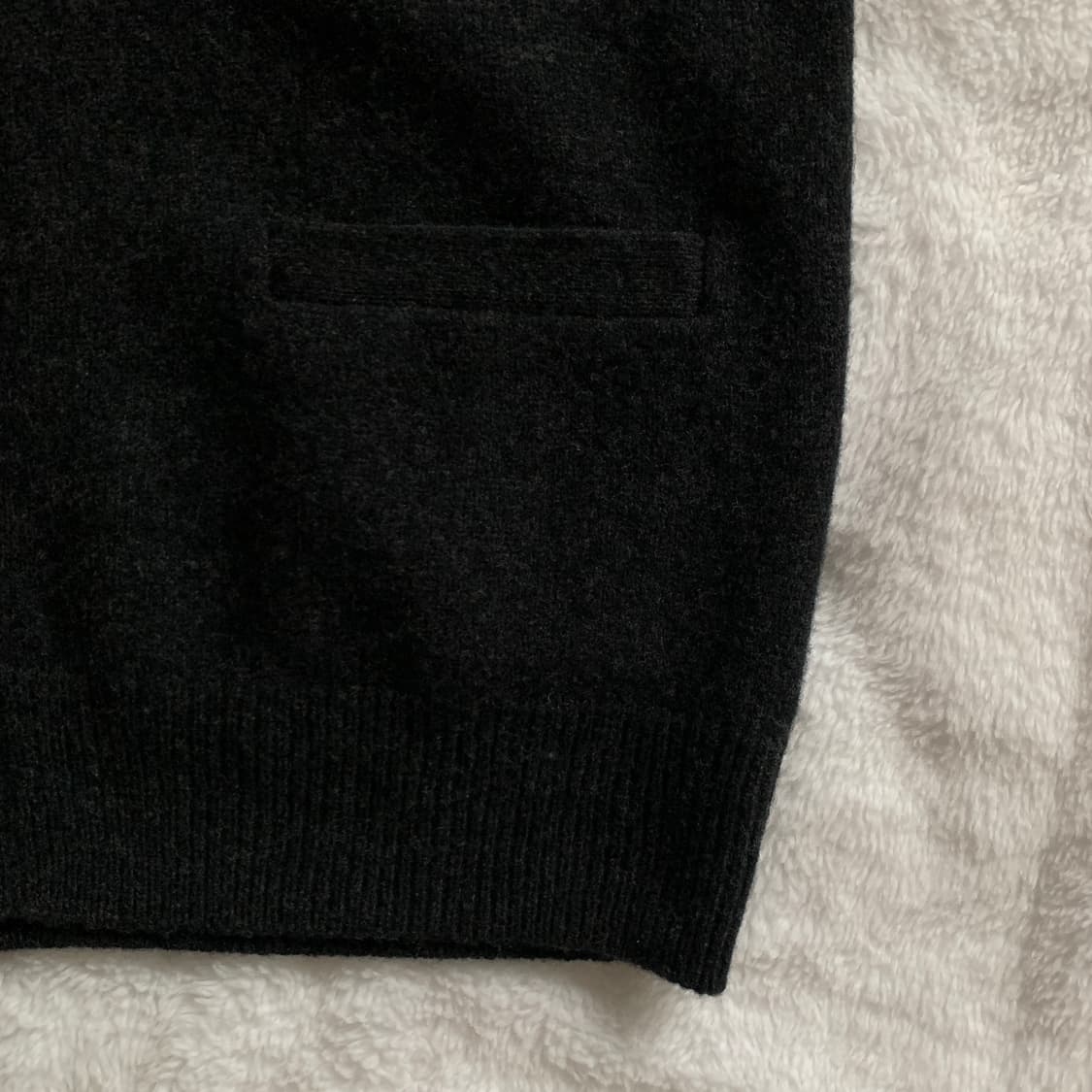 유니클로 울혼방 부드러운 브이넥 가디건 상품이미지7