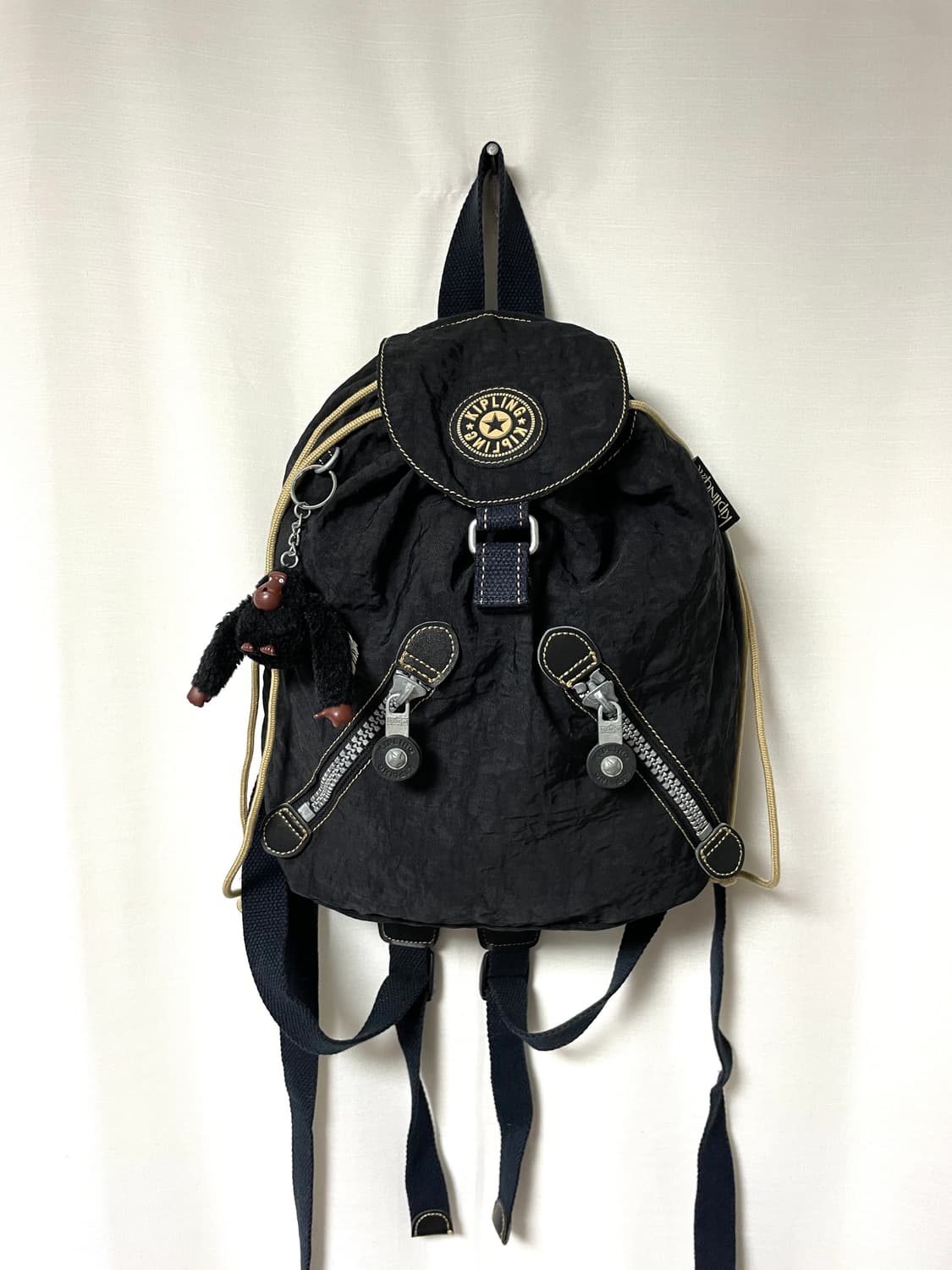 키플링 블랙 스티치 복조리 미니 백팩 _ 모리걸 y2k 상품이미지1