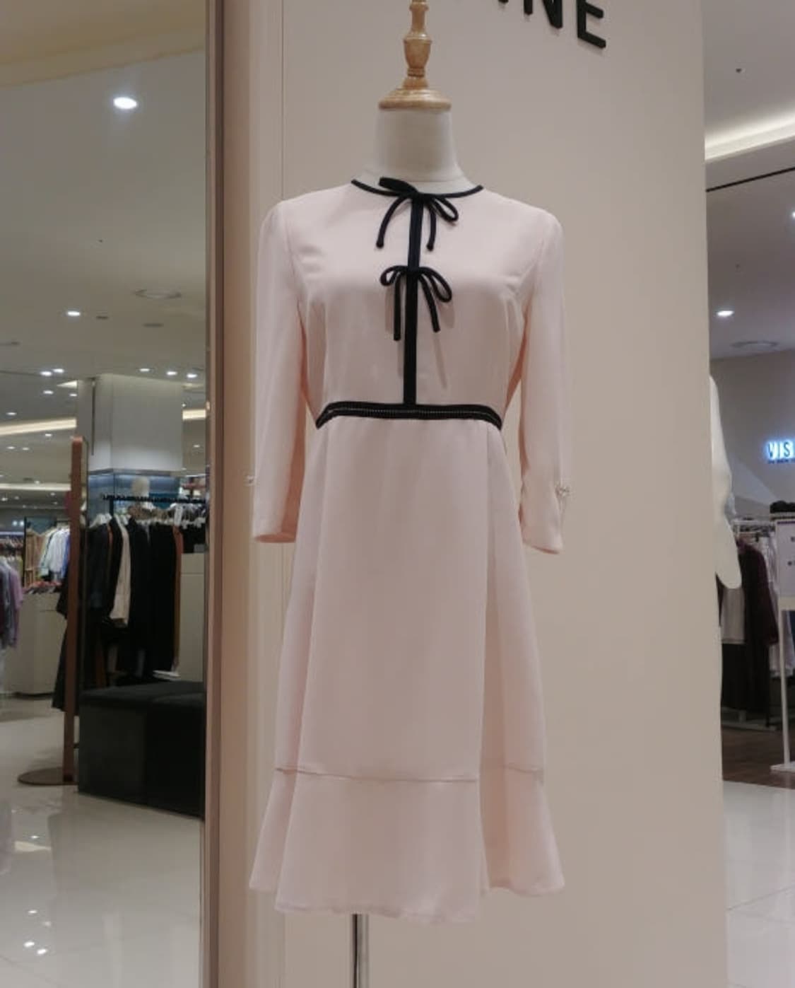 [66]라인 리본 포인트 원피스 상품이미지1