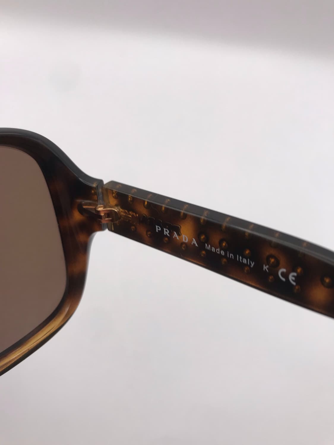 Prada Stud Sunglasses 상품이미지4