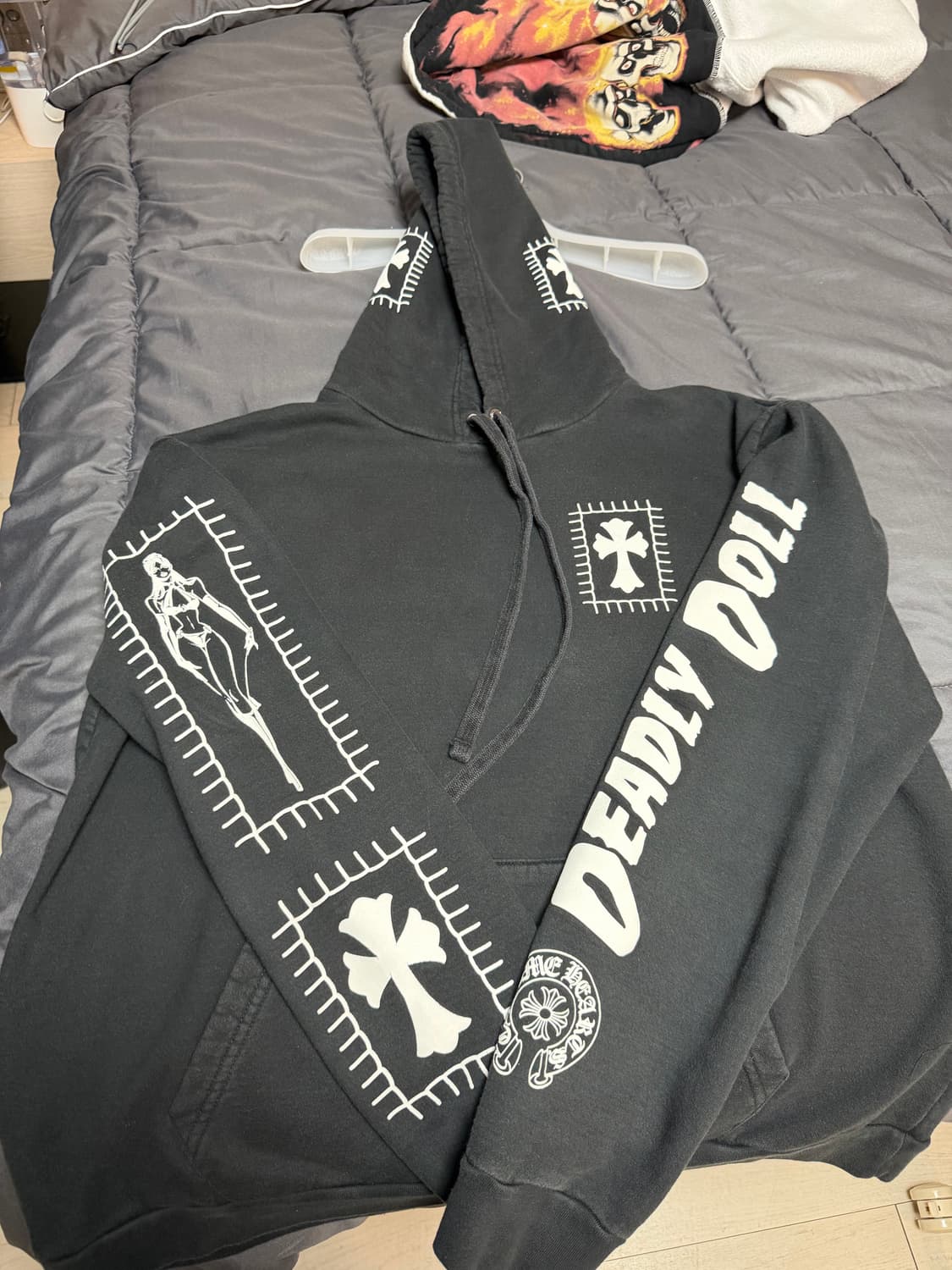 크롬하츠 데들리돌후드티L사이즈 상품이미지1