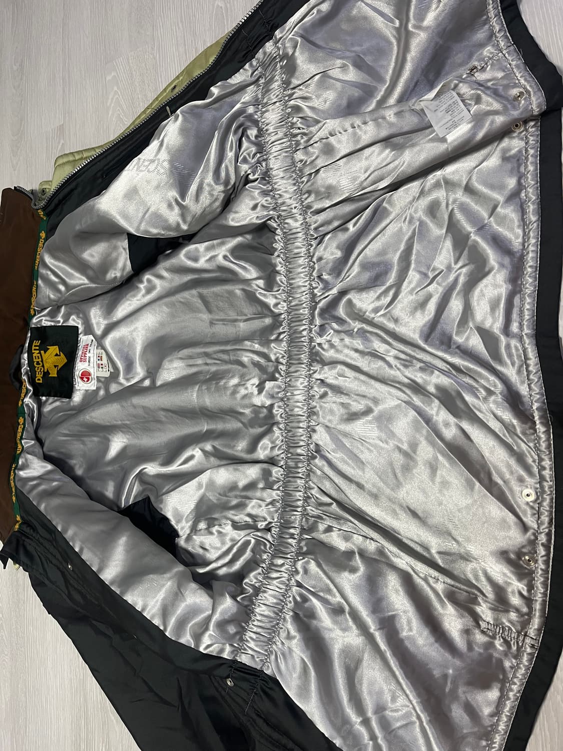 데상트 빈티지 스키점퍼 XL 상품이미지5