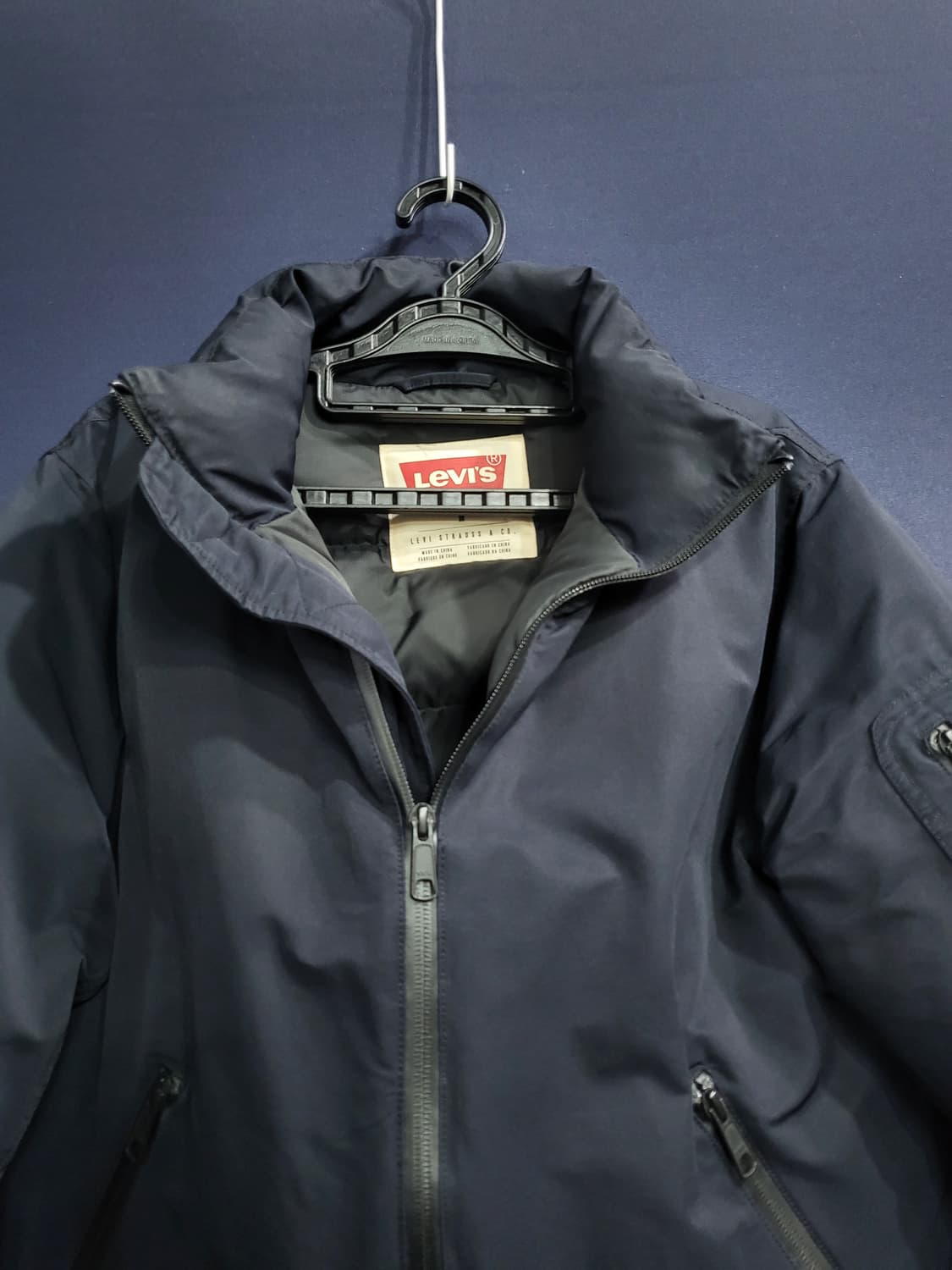 리바이스 다운패딩 항공점퍼형 상품이미지2