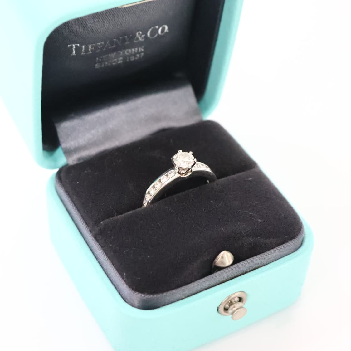 티파니앤코 솔리테어 하프 세팅 다이아몬드 반지 0.31ct 한국 5호 상품이미지1
