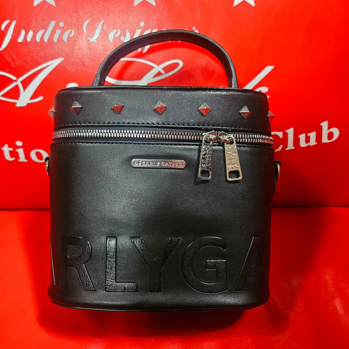 파리게이츠 가죽 스터드 보냉 크로스백  상품이미지2