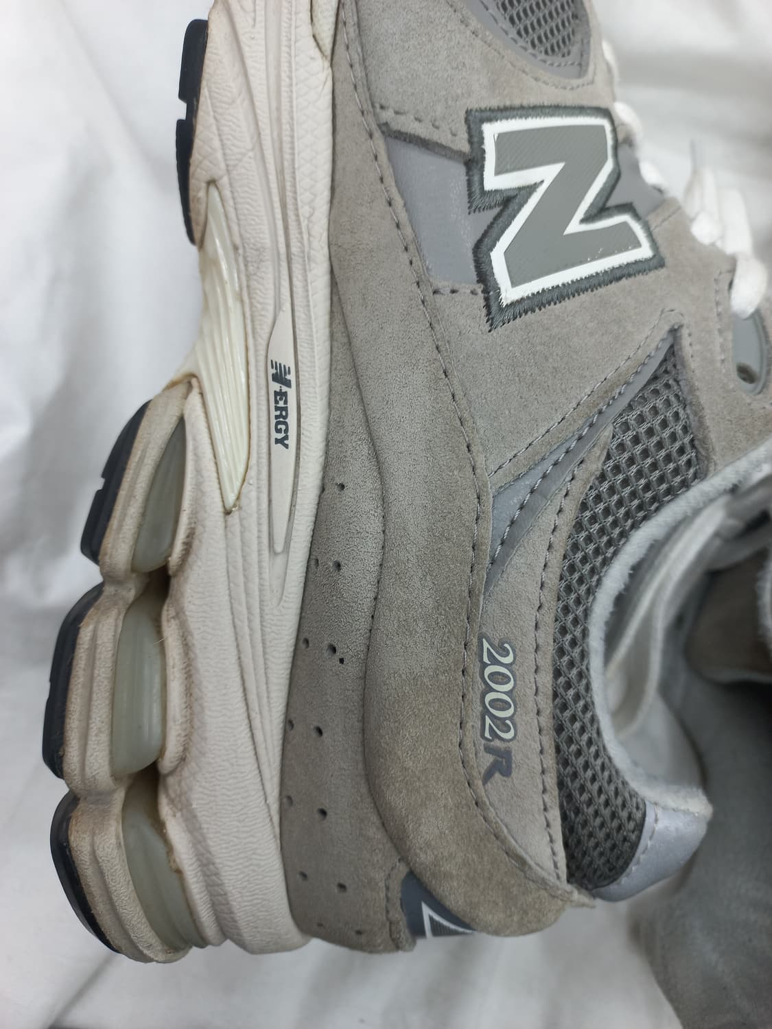 뉴발란스 2002R 그레이 270mm 상품이미지7