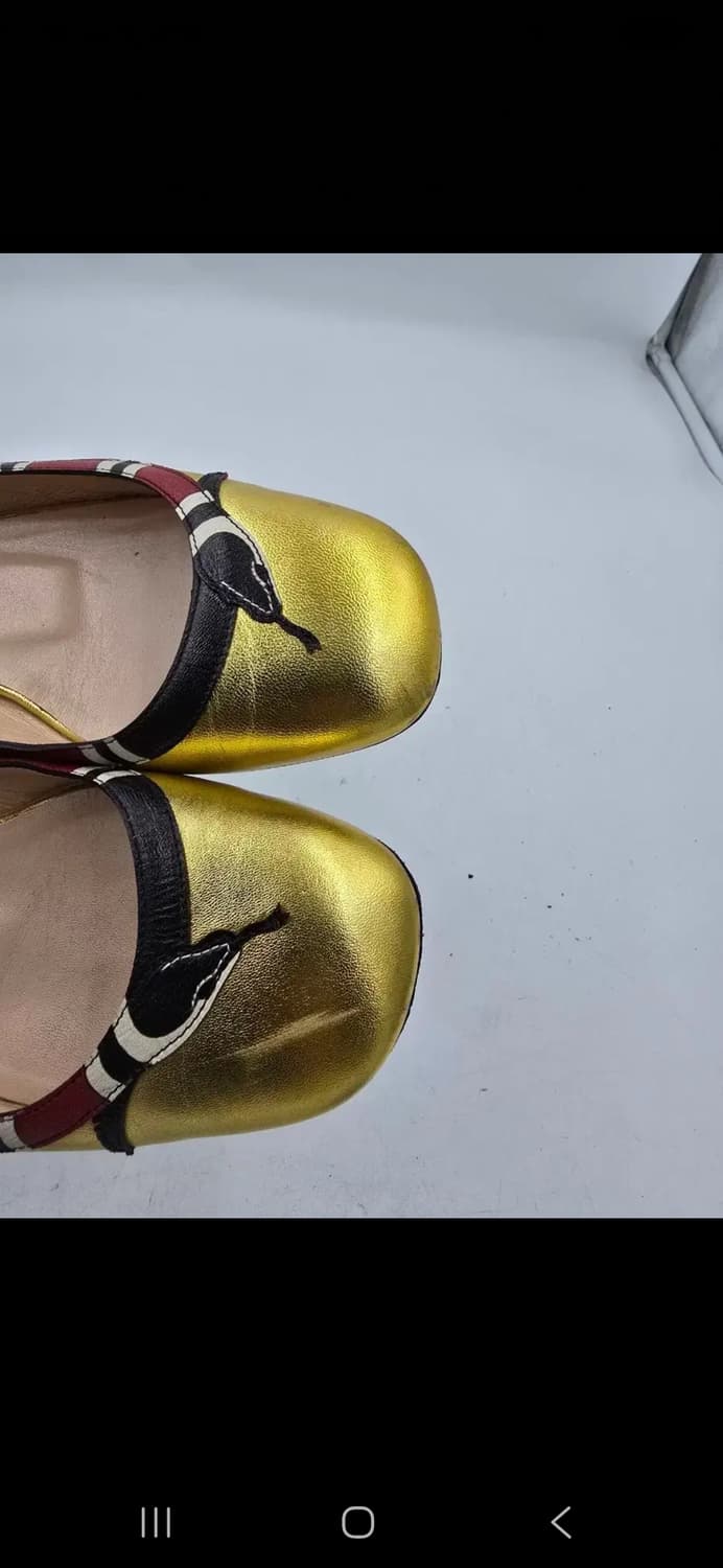 GUCCI 골드 뱀 디테일 플랫슈즈 / 36사이즈235] 상품이미지7
