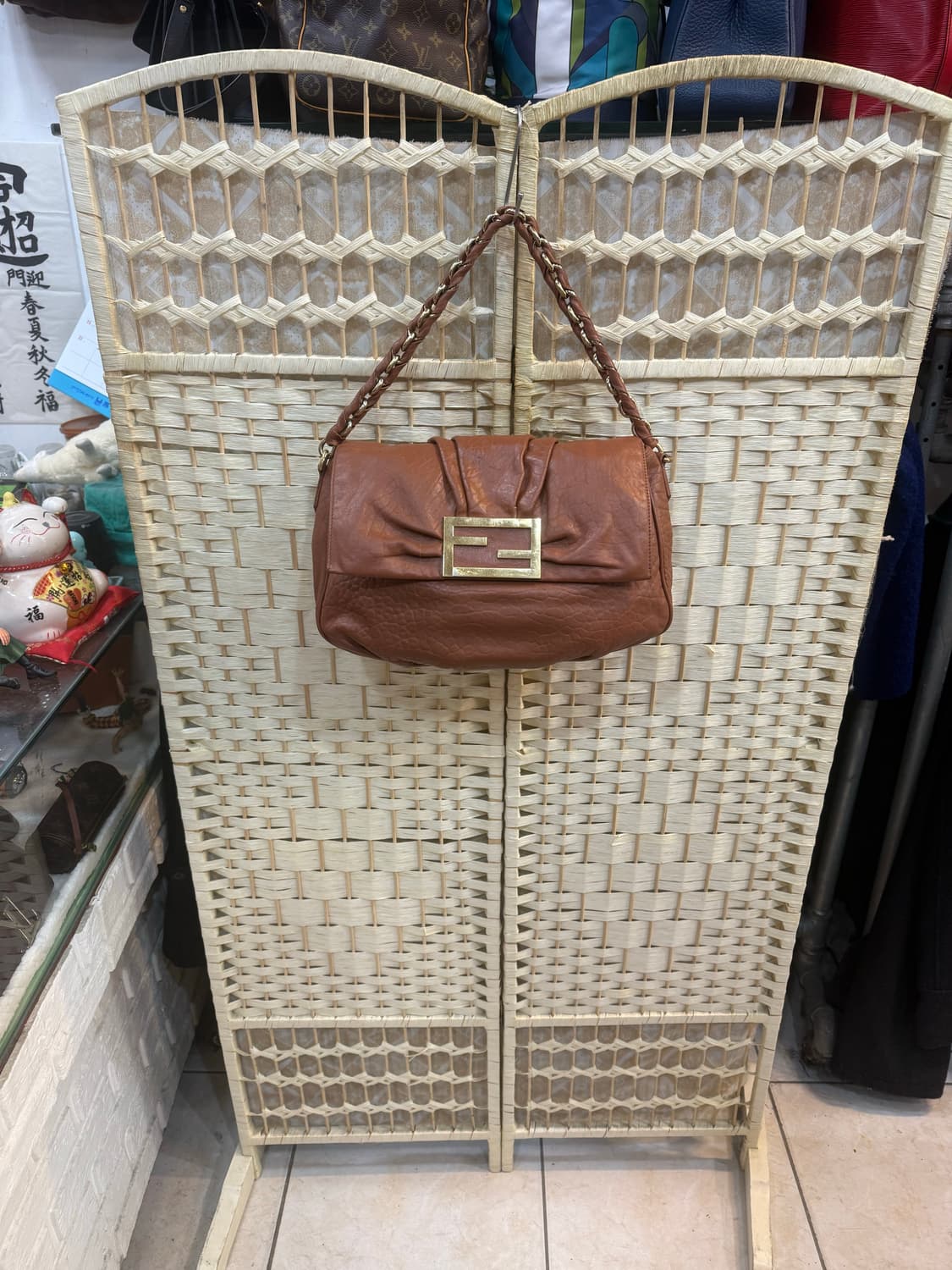 정품 펜디 미아 플랩 체인 숄더백 팝니다 상품이미지1