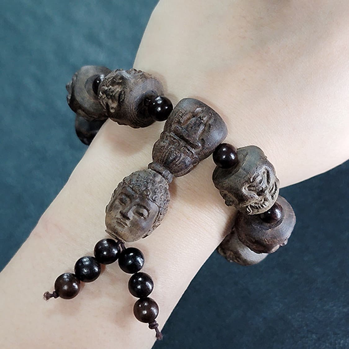 희로애락 침향나무 20mm 남자 소품 부처님 얼굴 불교 염주 팔찌 상품이미지7