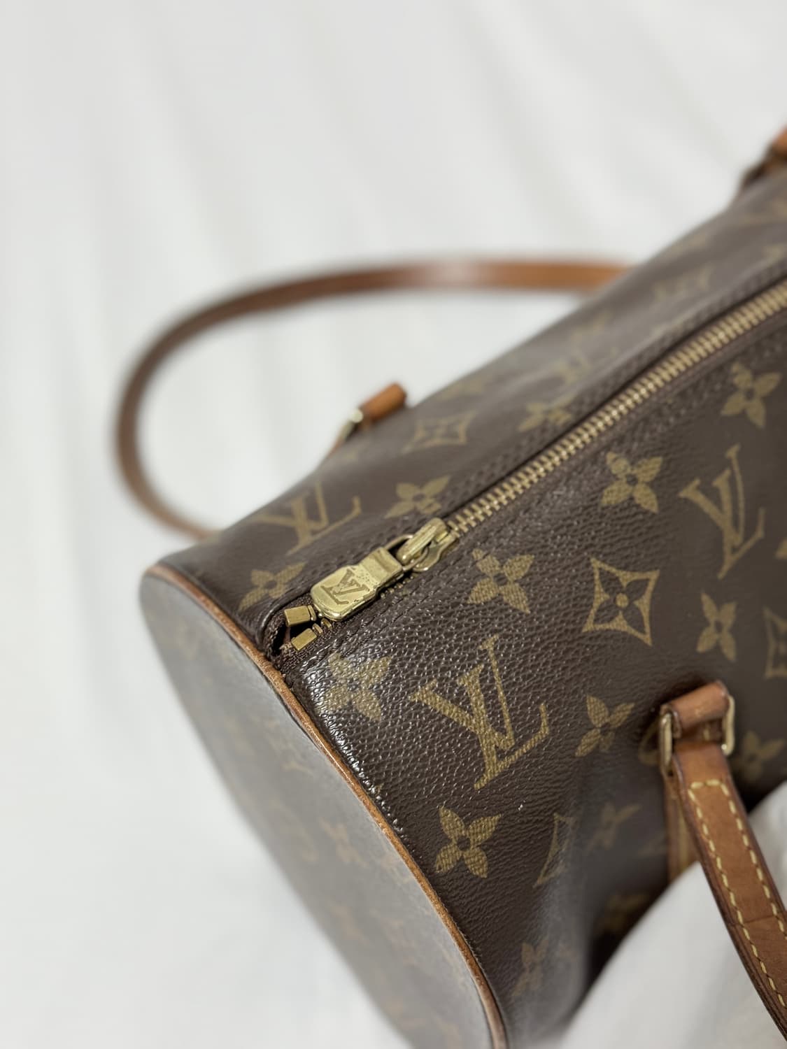 루이비통 빠삐용 원통 토트백 (30) 상품이미지2