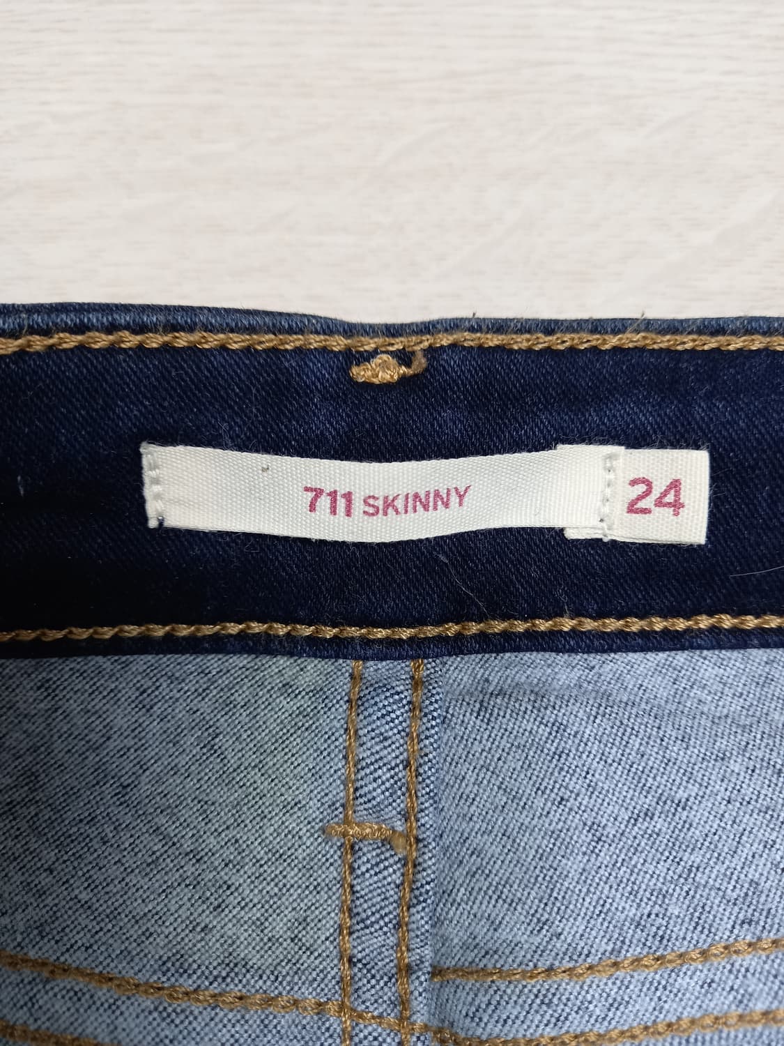 25 리바이스711 약기모 워싱 부드러운 스판스키니 진청 25-299 상품이미지7