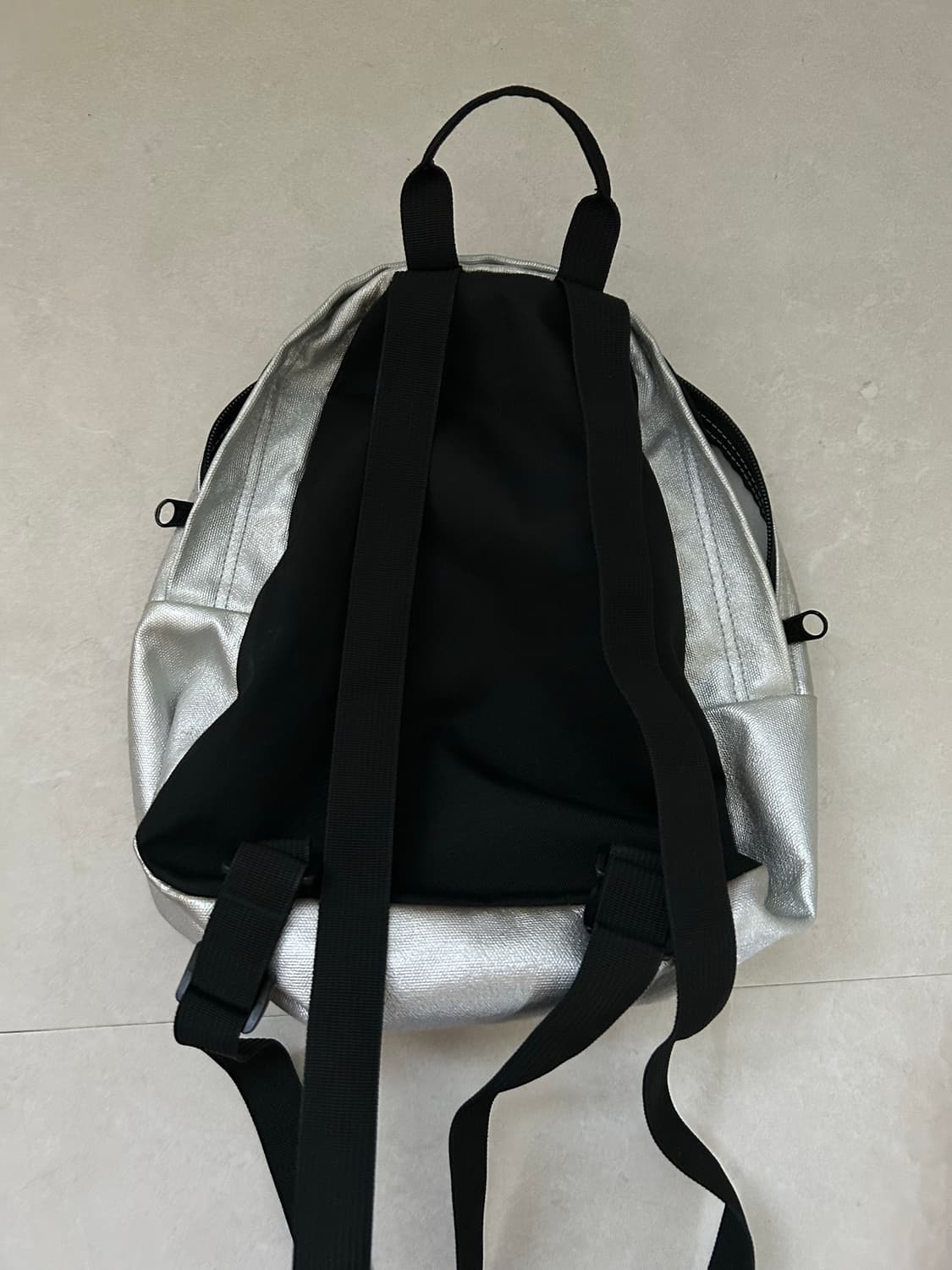 잔스포츠 백팩 실버 상품이미지2