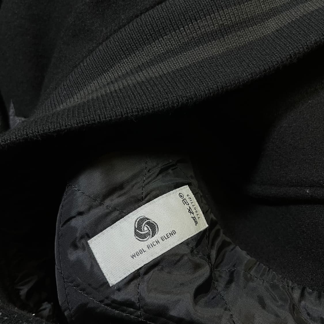 인사일런스 빅로고 바시티 자켓 상품이미지6