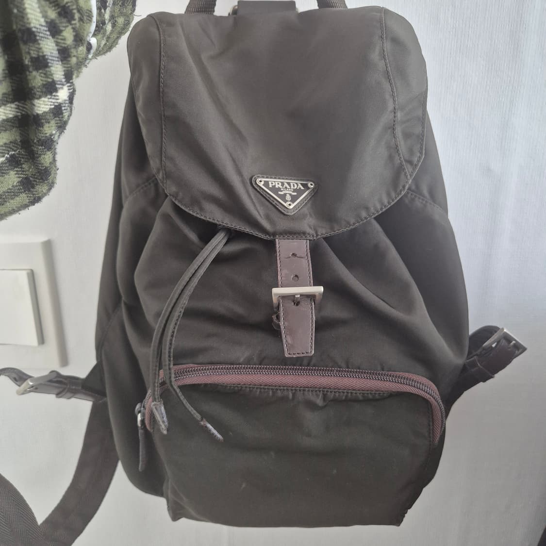 프라다 포코노 백팩 카키 스몰 상품이미지1