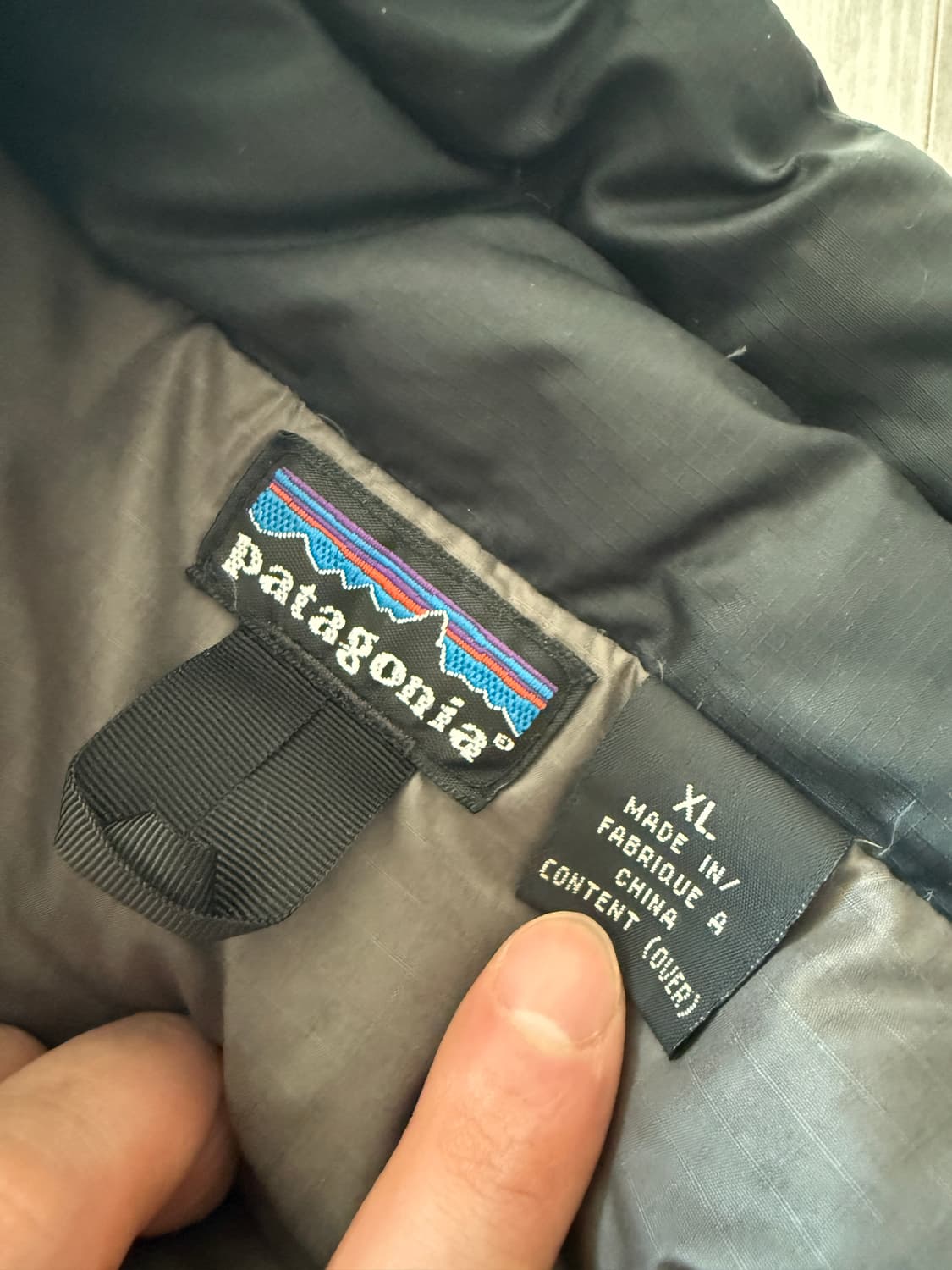 명작 파타고니아 패커블 패딩 블랙 xl 상품이미지2