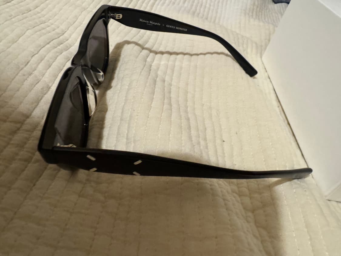 젠틀 몬스터 x 메종 마르지엘라 MM110 블랙 상품이미지4