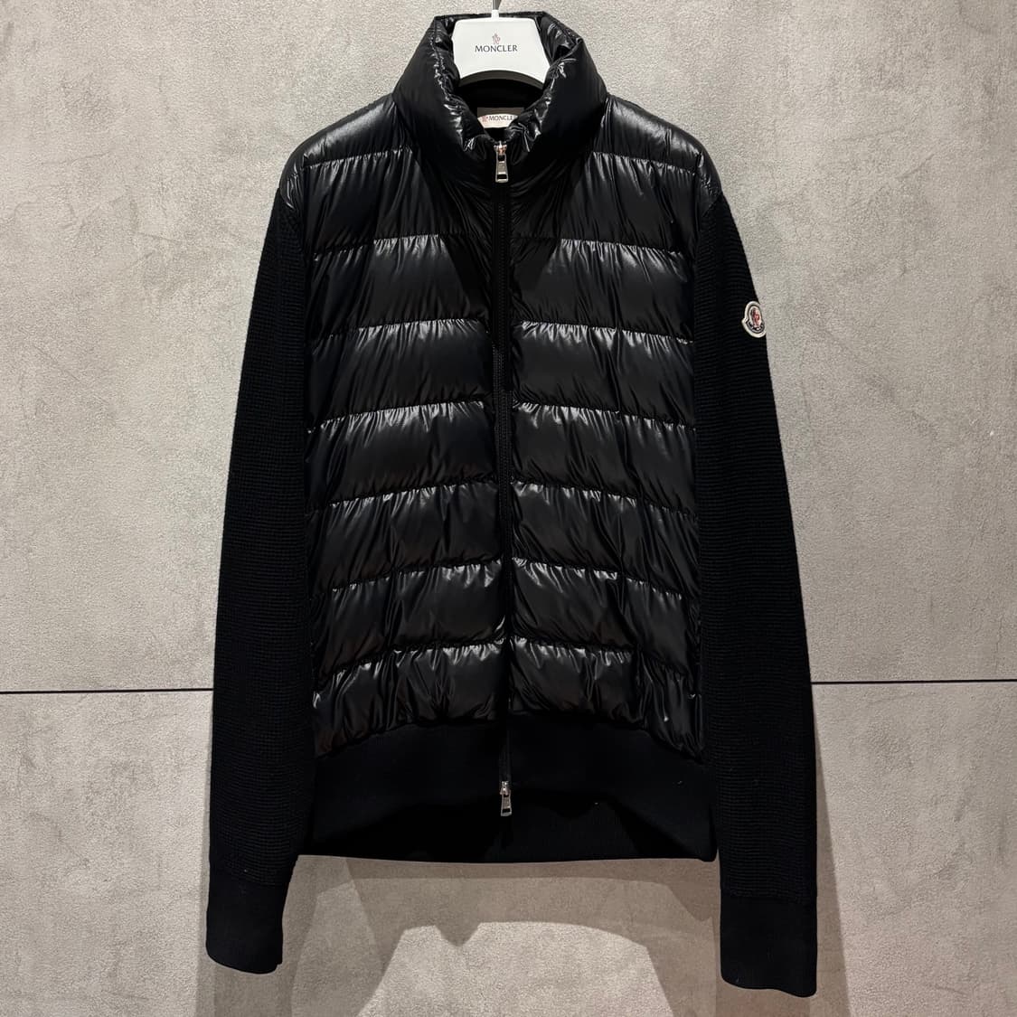 (L) 몽클레어 유광 니트패딩  상품이미지1