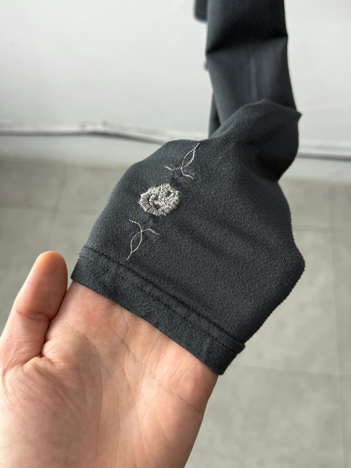 Ozz Oneste 핑거 홀 롱 슬리브 상품이미지3