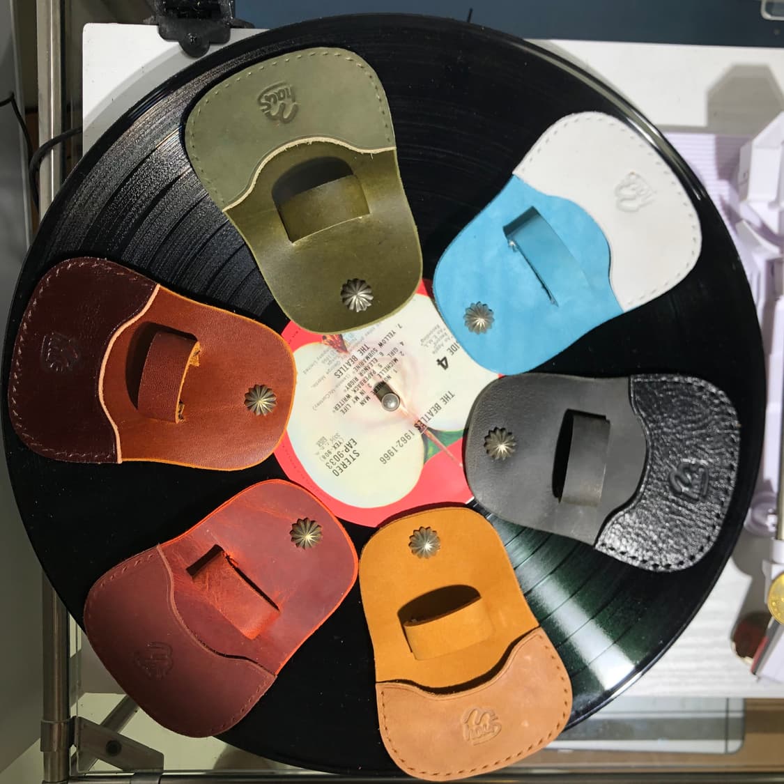 Airpods briefcase 결제창 상품이미지3