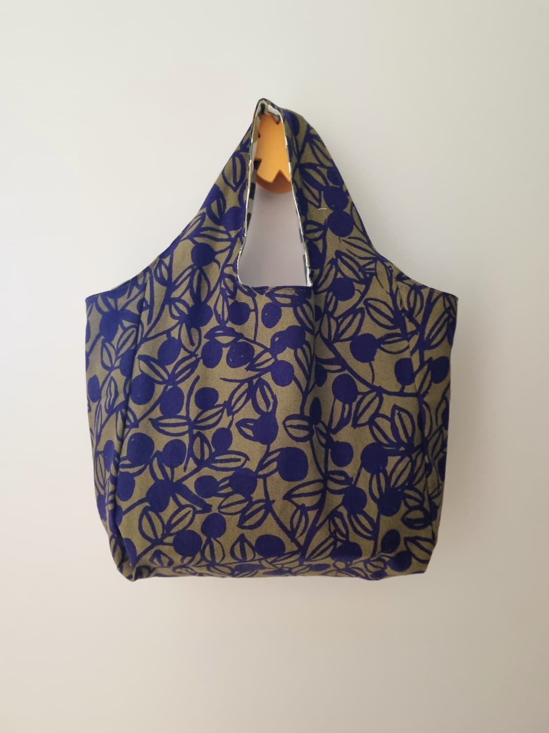 핀란디아 블루베리 토트백 상품이미지1