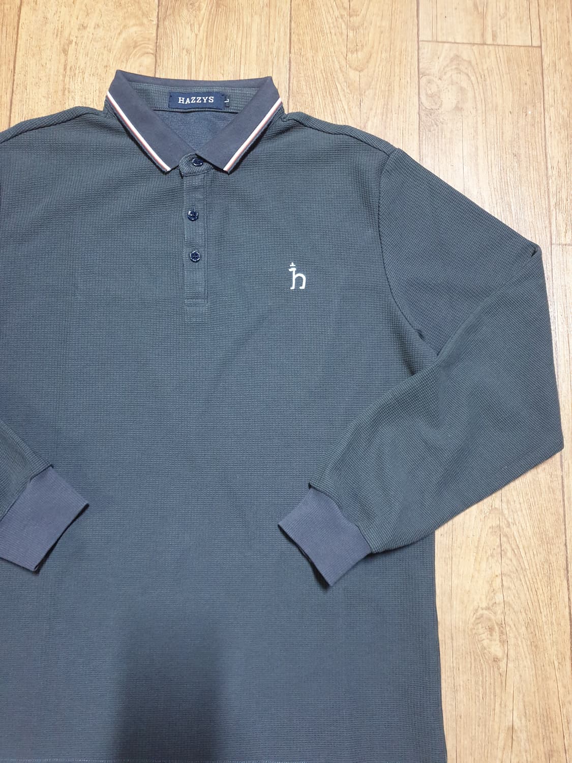 1233 헤지스 긴팔 카라티 100 사이즈입니다 상품이미지3