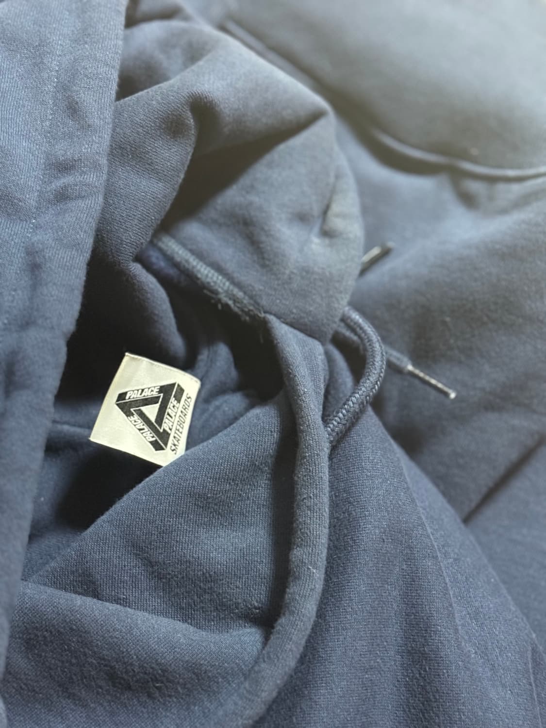 팔라스25ss  듀오 로고 후드 네이비 상품이미지3