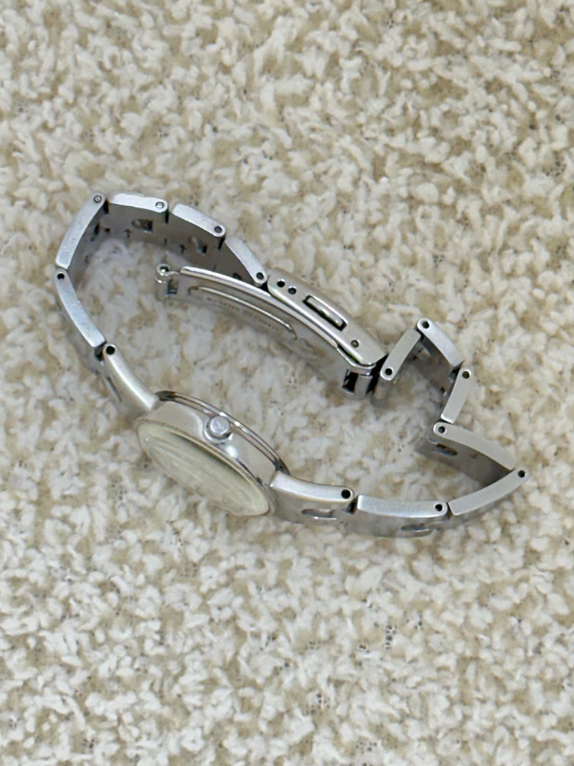 꾸레쥬 시계 상품이미지6