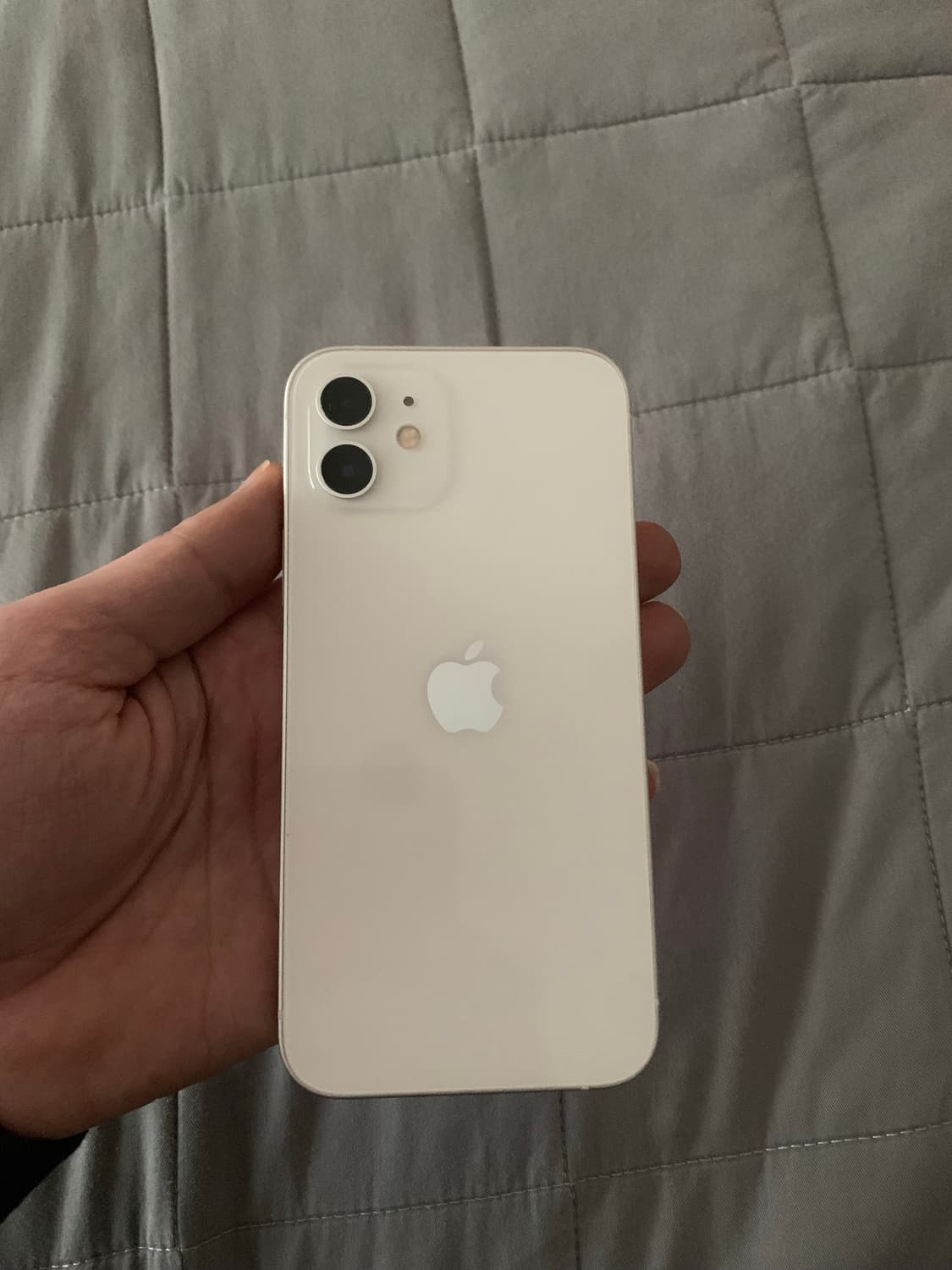 아이폰12 화이트128GB 상품이미지3