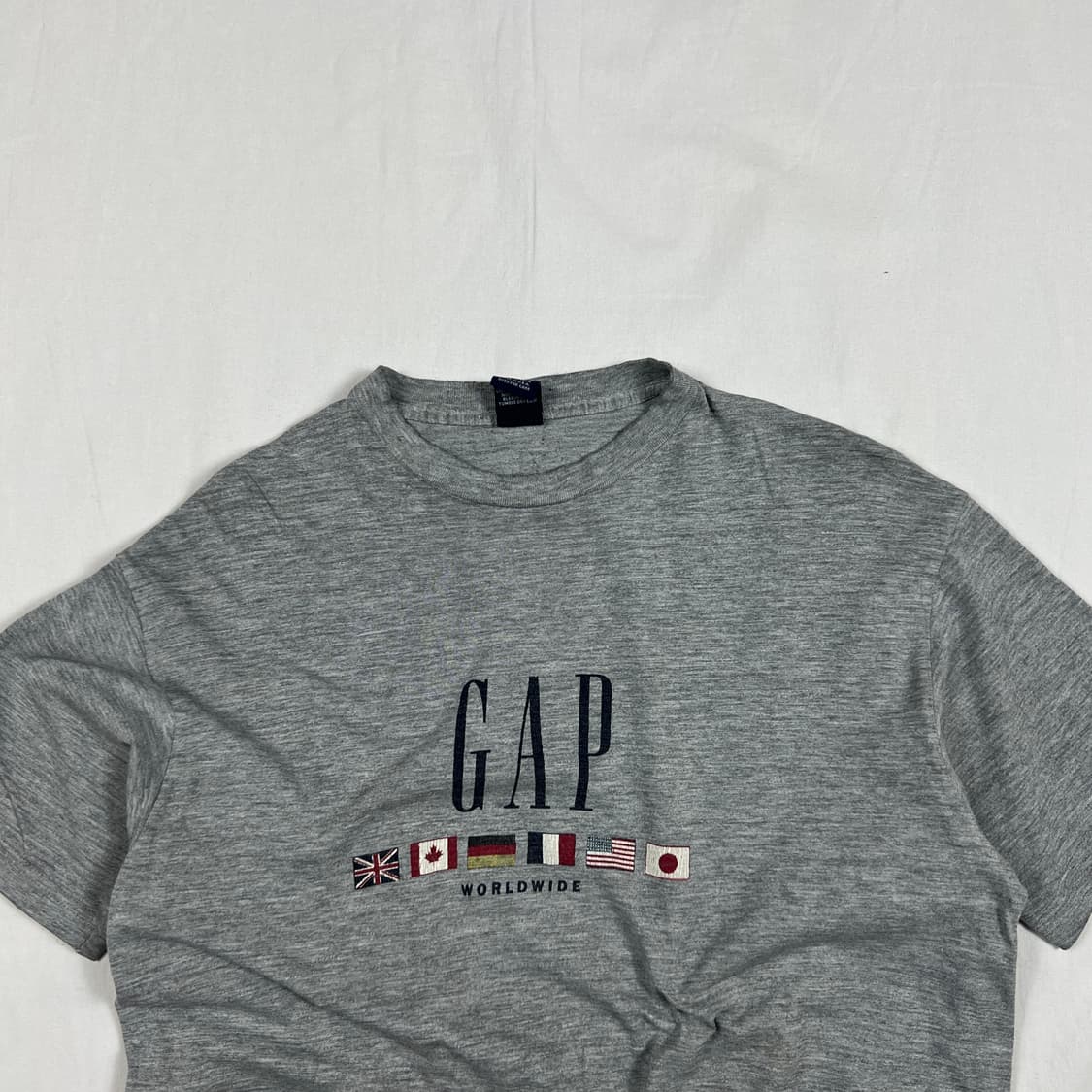 90‘s 갭 gap worldwide flag 프린트 반팔티 상품이미지2